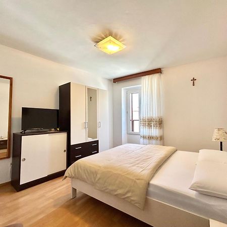 Apartments Tereza Novigrad Istria Buitenkant foto