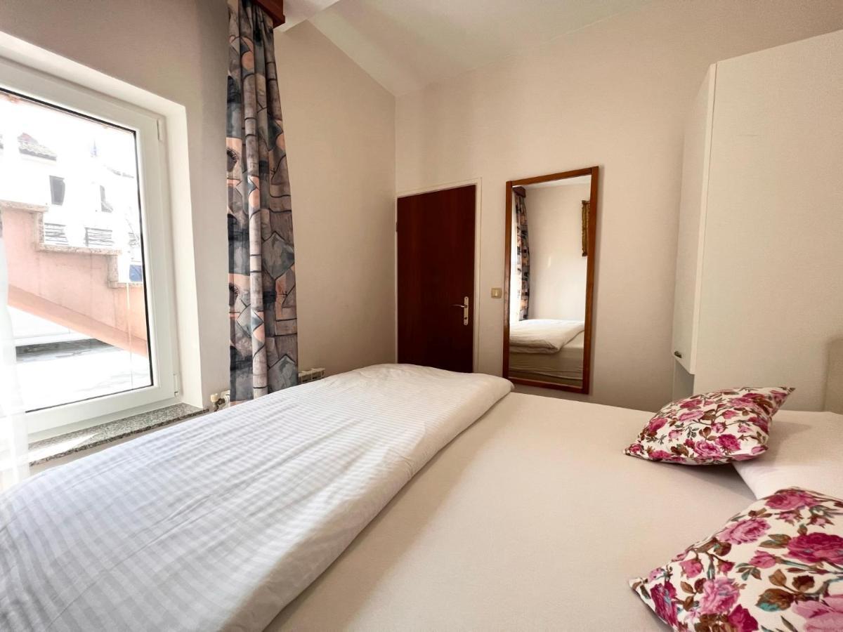 Apartments Tereza Novigrad Istria Buitenkant foto