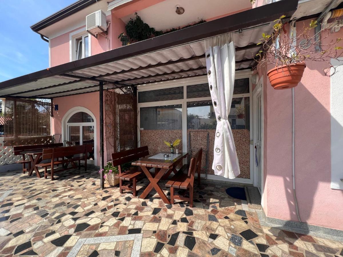 Apartments Tereza Novigrad Istria Buitenkant foto
