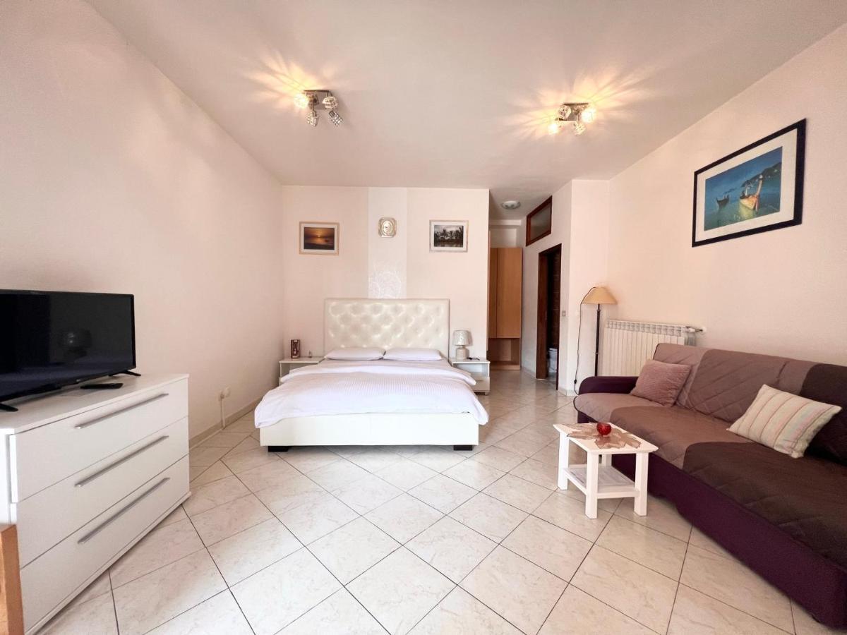 Apartments Tereza Novigrad Istria Buitenkant foto