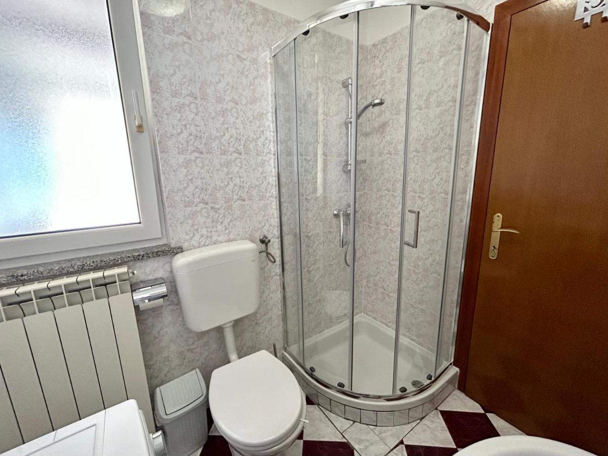 Apartments Tereza Novigrad Istria Buitenkant foto